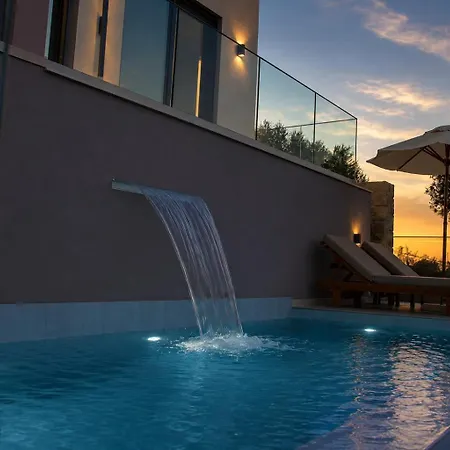 Villa Casa Ma - Contemporary Living Helmáta