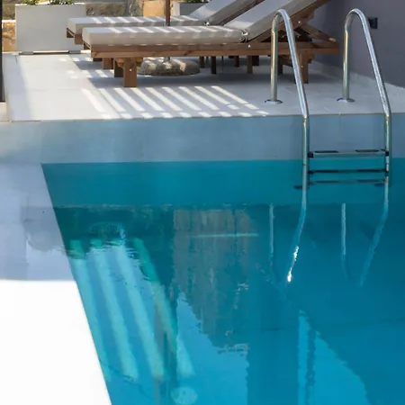 Casa Ma - Contemporary Living * Helmáta