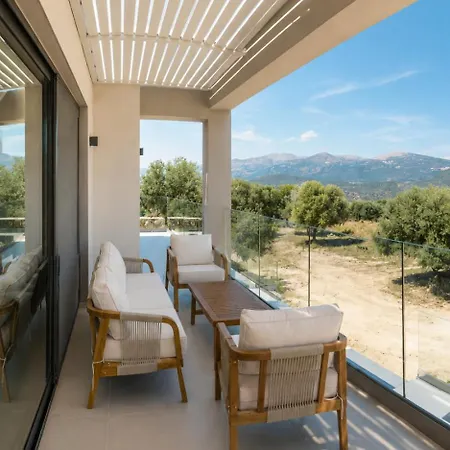 Casa Ma - Contemporary Living Villa