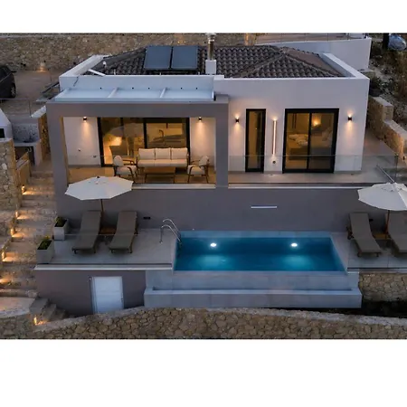 Casa Ma - Contemporary Living Villa *