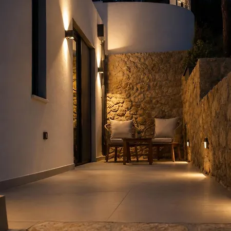 Casa Ma - Contemporary Living Helmáta
